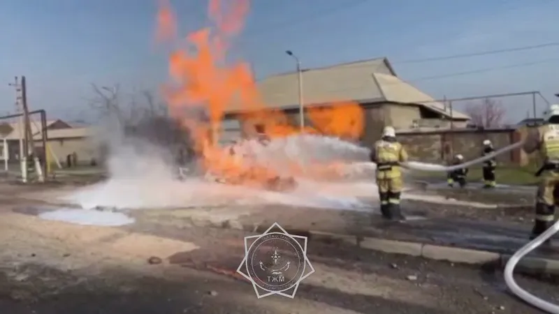 Авария в Шымкенте спровоцировала взрыв и пожар на газовом объекте