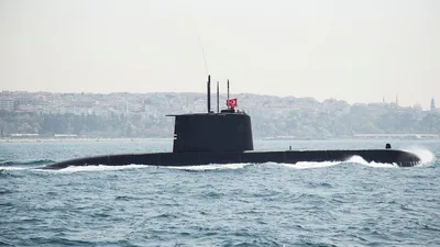 Подводная лодка, вода, небо, фото - Новости Zakon.kz от 19.02.2026 07:16