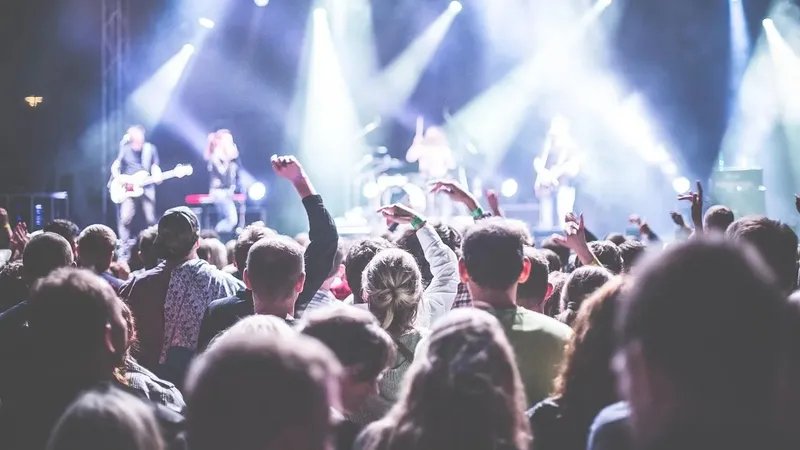 Новые требования к проведению культурно-массовых мероприятий установили в Казахстане