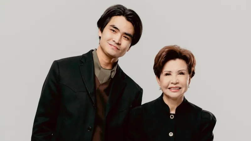 26-летний сын Розы Рымбаевой внезапно стал крашем