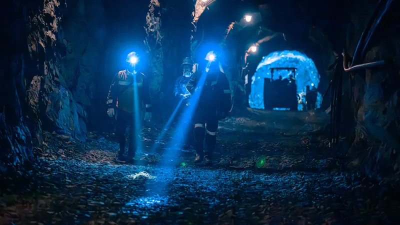 Историческое событие: Qarmet приступил к добыче марганцевой руды