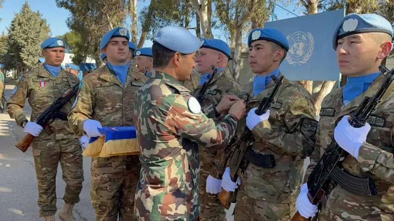 Казахстанским миротворцам вручили медали ООН