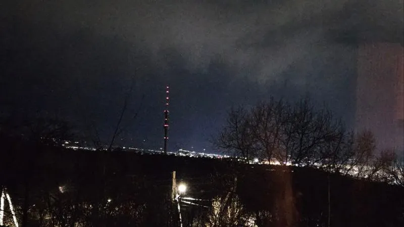 Таинственное природное явление окутало Алматы