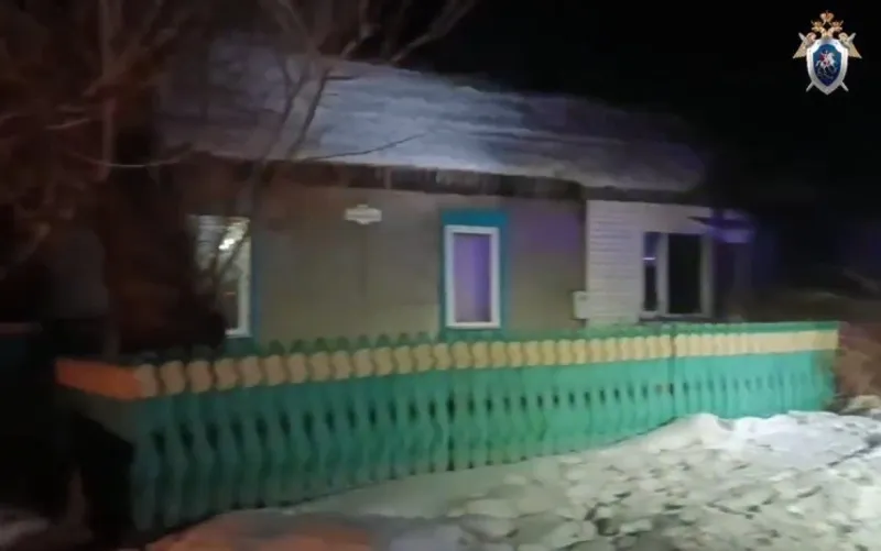 Россиянка подожгла дом с семью мужчинами: трое погибли