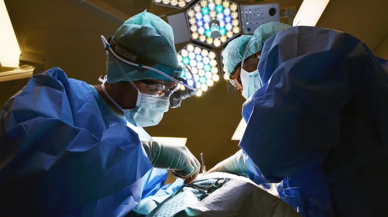 Орех в легких и монета в желудке: врачи Актау обратились к родителям малышей