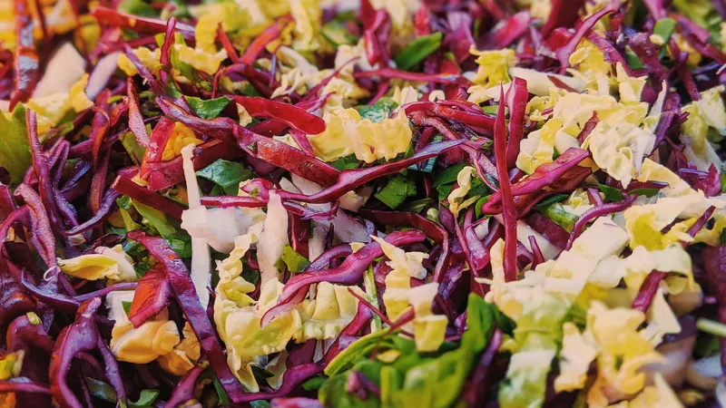 Кто должен отказаться от квашеной капусты