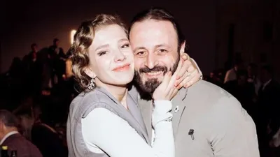 актриса Елизавета Арзамасова, фигурист и тренер Илья Авербух, фото - Новости Zakon.kz от 24.02.2026 18:08