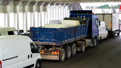 большие очереди образовались на границе с Россией, фото - Новости Zakon.kz от 27.02.2026 00:04