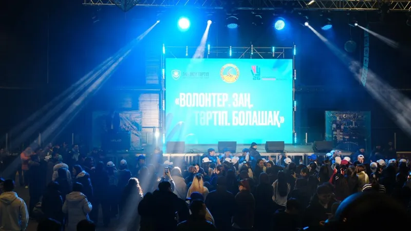В Павлодаре более 5 тысяч молодых людей приняли участие в форуме "Волонтер. Заң. Тәртіп. Болашақ"
