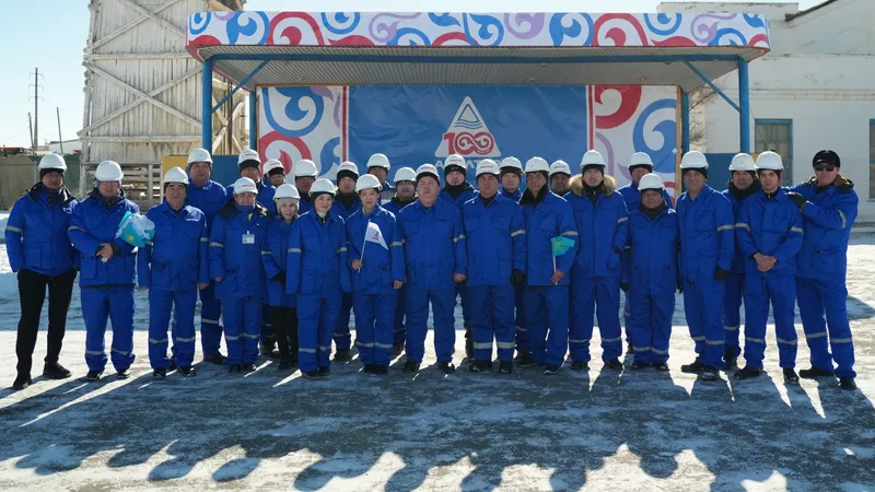 Коллектив АО "Аралтуз" поддерживает новую Конституцию