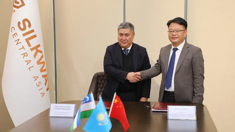 Казахстан и Узбекистан переходят к реализации стратегического логистического хаба