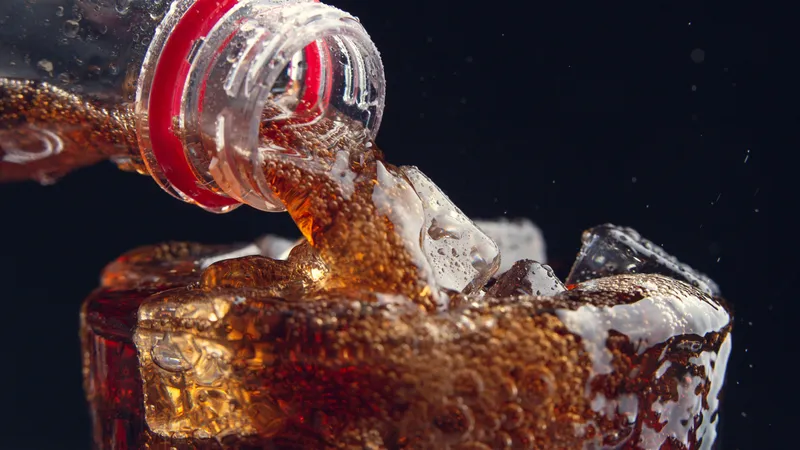 Диетолог раскрыла безопасное количество колы в день