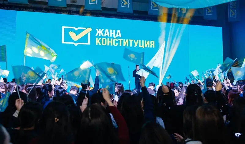 В Атырау прошел гала-концерт "Жаңа Конституция – жарқын болашақ"