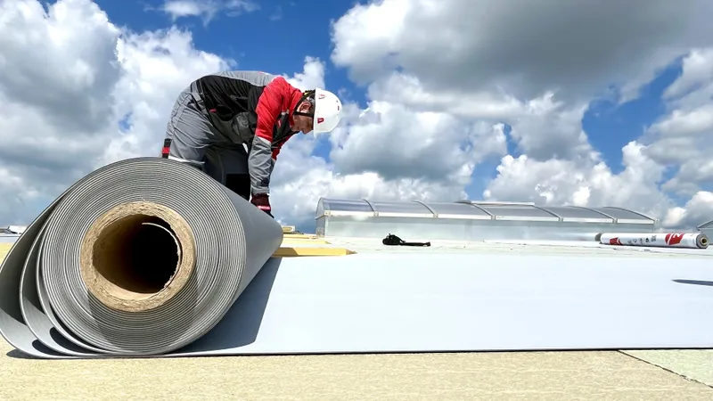 Завод Bakerton в Петропавловске оснастили кровлей из материалов с долгим сроком службы