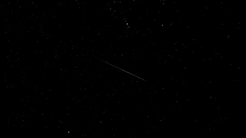 Опасное соседство: астероид размером с многоэтажку внезапно обнаружили рядом с Землей