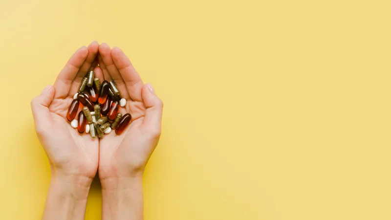 Врач назвала витамины и минералы, избыток которых может навредить