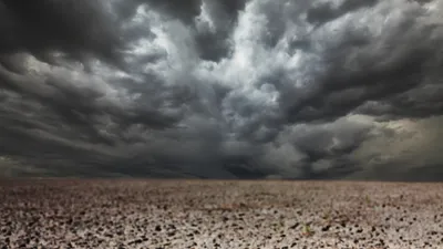 облака над пустыней, фото - Новости Zakon.kz от 09.03.2026 17:36