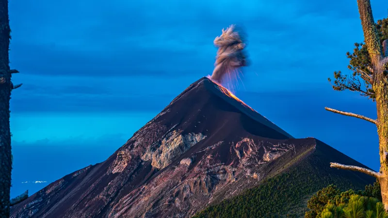 Извержение вулкана в Карпатах напугало всю Европу