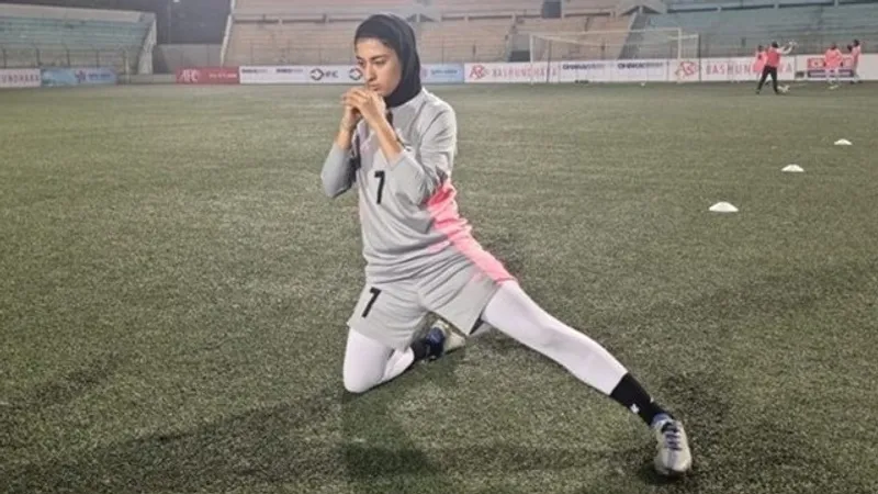 Футболистка передумала жить в Австралии и позвонила в посольство Ирана