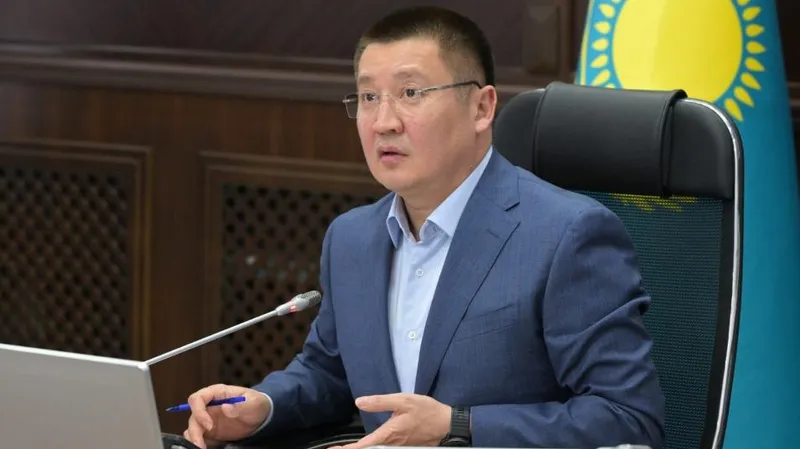 Аким Павлодарской области призвал земляков принять участие в референдуме