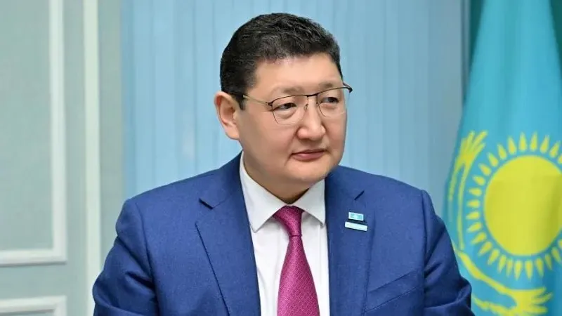 Аким области Абай призвал жителей принять участие в референдуме