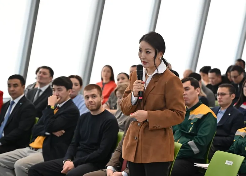 обсуждение новой Конституции, фото - Новости Zakon.kz от 11.03.2026 13:12