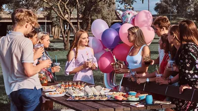 Праздник, стол, пикник, фото - Новости Zakon.kz от 13.03.2026 08:30