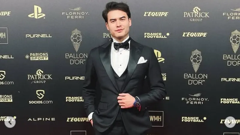 Самый завидный холостяк вернулся в Алматы и обратился к подписчикам