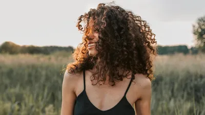 Природа, волосы, улыбка, фото - Новости Zakon.kz от 13.03.2026 08:55