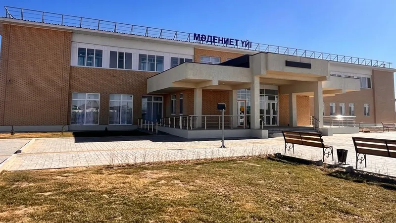 В Курмангазинском районе завершено строительство четырех Домов культуры