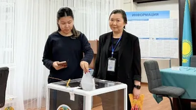 Роженицы голосуют в Алматы, фото - Новости Zakon.kz от 15.03.2026 18:12