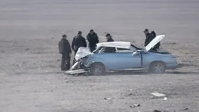 Вылетел в кювет: на трассе в Мангистау перевернулся автомобиль, фото - Новости Zakon.kz от 16.03.2026 01:59
