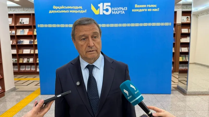 Глава ЦИК Таджикистана оценил организацию референдума в Казахстане