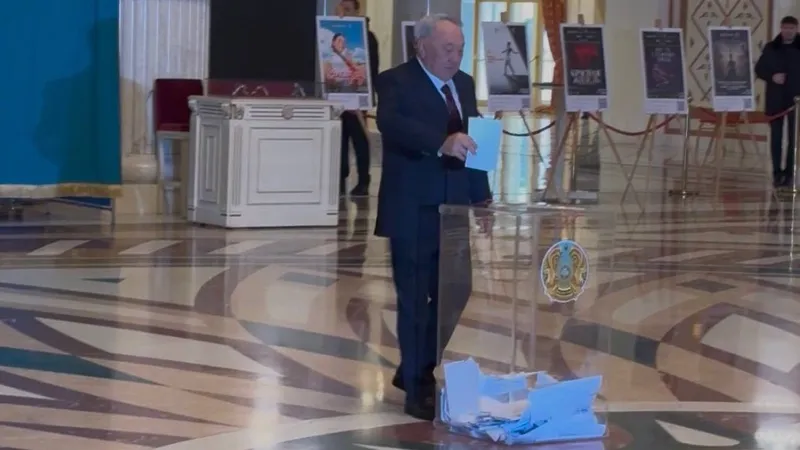 Назарбаев сделал свой выбор на референдуме по проекту новой Конституции Казахстана