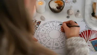 гороскоп, фото - Новости Zakon.kz от 17.03.2026 01:22