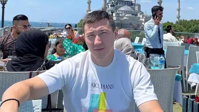 Скандал в семье певца Турлыханова: дело направили прокурору