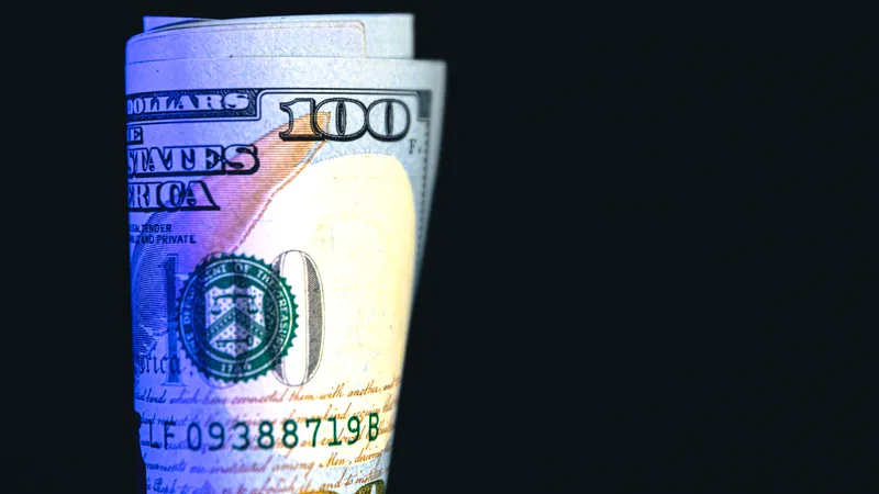 Упадет ли тенге к 1 апреля – мнения экономистов