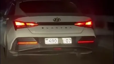 машина с закрытым госномером, фото - Новости Zakon.kz от 20.03.2026 12:12