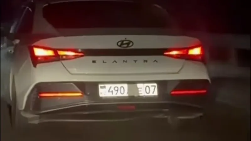 Водитель хотел обмануть камеры на трассе, но лишился прав и был арестован