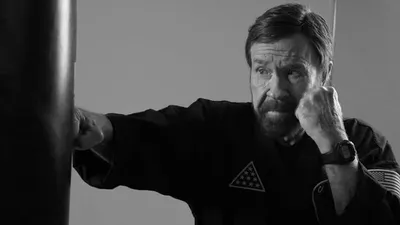 Умер мастер боевых искусств Чак Норрис