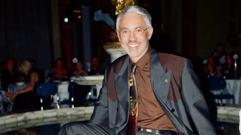 Весенний стиль без усилий: стилист показал, как носки и чулки оживляют любой наряд