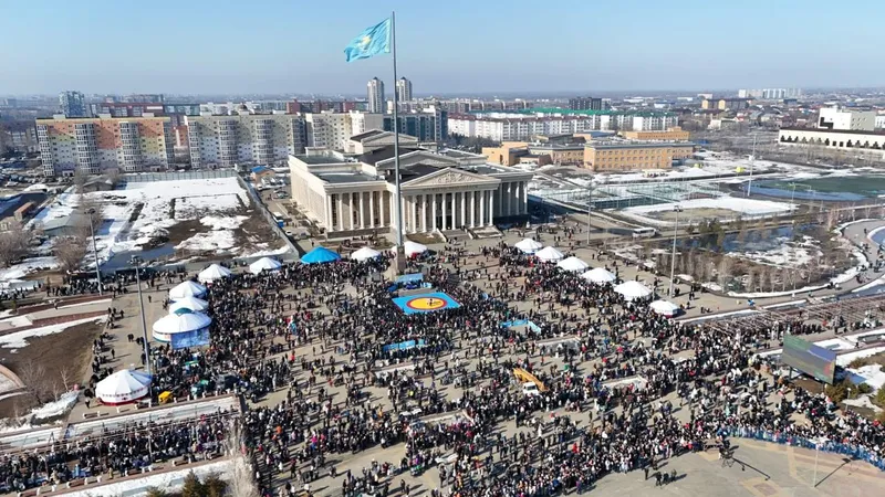 Более 50 000 человек посетили праздник Наурыз в Уральске