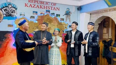 Миротворцы отмечают Наурыз, фото - Новости Zakon.kz от 23.03.2026 15:20