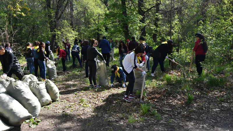 Токаев призвал казахстанцев принять участие в эстафете чистоты и порядка