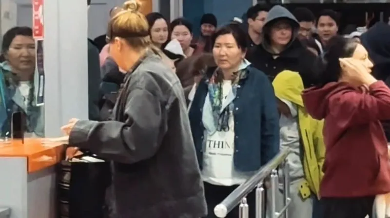 Житель Атырау выразил благодарность президенту за оперативную эвакуацию казахстанцев с Ближнего Востока