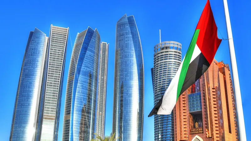 Абу-Даби завлекает туристов бесплатными экскурсиями