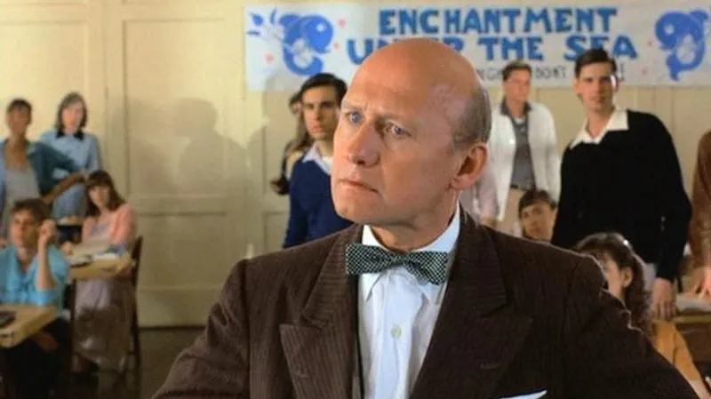 Скончался актер Джеймс Толкана, известный по роли директора в фильме "Назад в будущее"