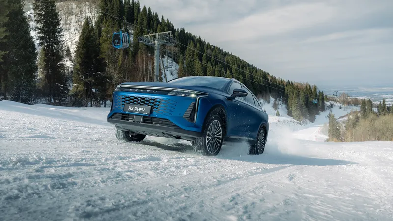 На высоте 2000 метров: EXEED RX PHEV доказал эффективность гибрида в глубоком снегу
