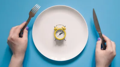 интервальное голодание, фото - Новости Zakon.kz от 30.03.2026 22:05