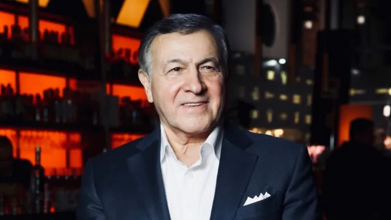 Отец богатейшего бизнесмена Эмина Агаларова в 70 лет женился на 27-летней избраннице